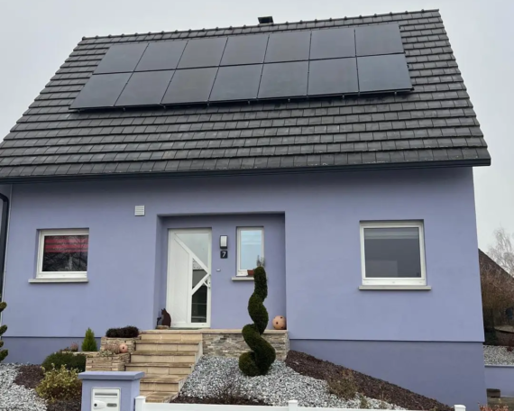 Installation de panneaux solaires sur maison à Illkirch-Graffenstaden réalisée par Calisun